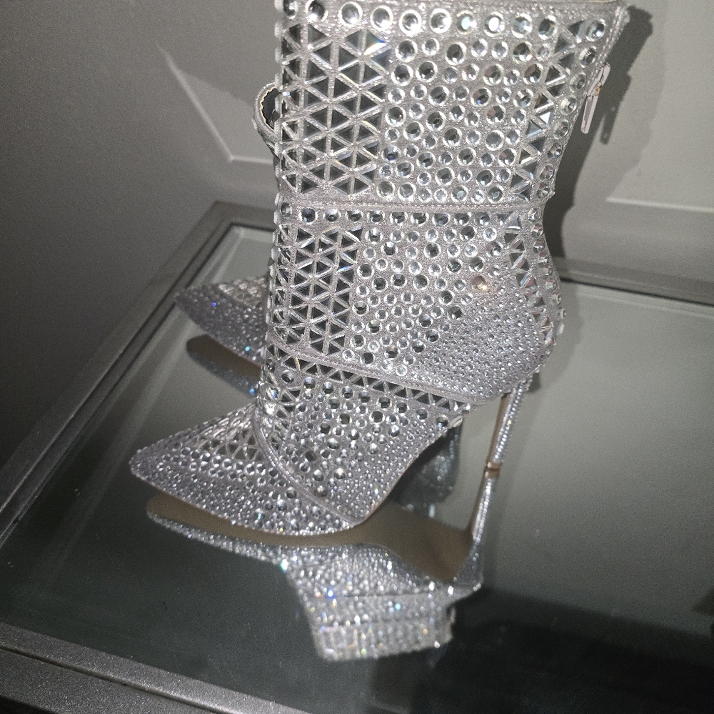 ✨ Steve Madden Rhinestone Ankle Boots | Size 8.5 | Worn Once ✨